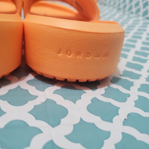 Jordan NOLA Women's Slides Bright Citrus - Picture 9 of 12